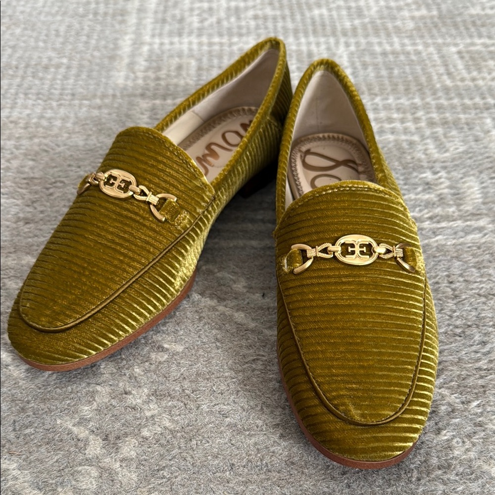 Sam Edelman Lorraine Lior Loafers 6 Olive Green Corduroy